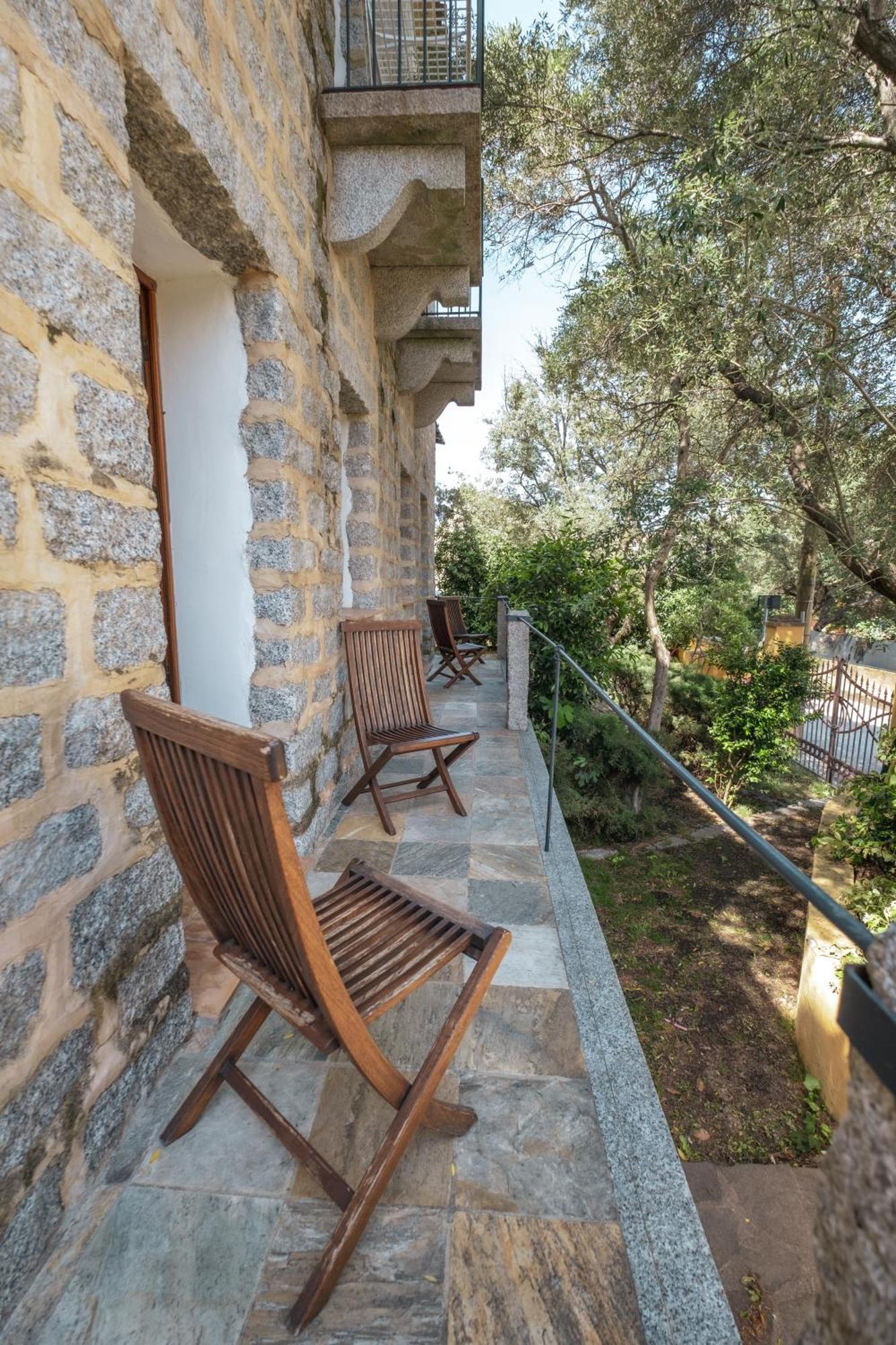 La Suera San Pantaleo Otel Dış mekan fotoğraf